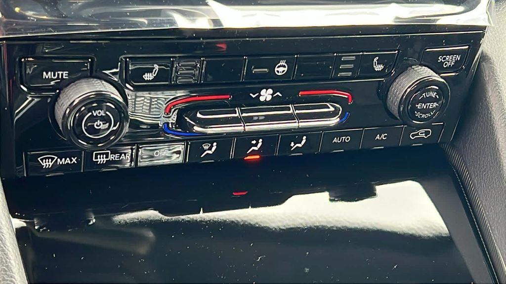 new 2025 Jeep Grand Cherokee car, priced at $41,222