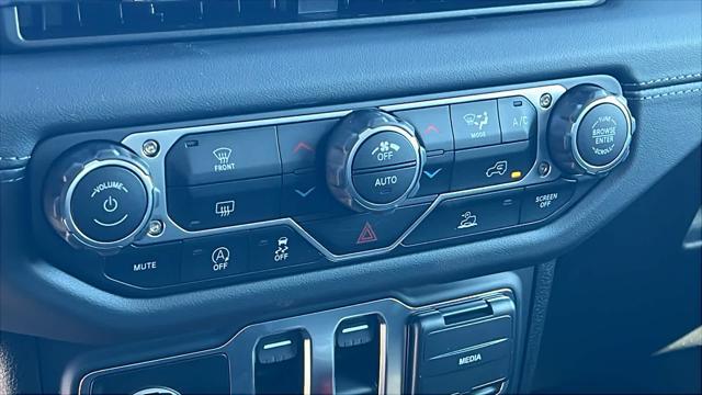 new 2025 Jeep Wrangler car, priced at $48,506