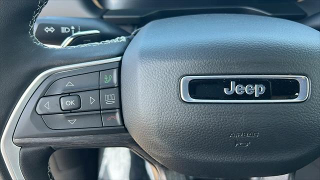 new 2025 Jeep Grand Cherokee car, priced at $51,000