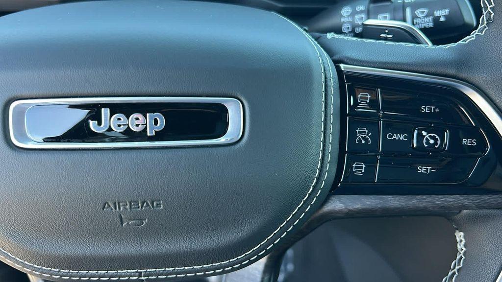new 2025 Jeep Grand Cherokee car, priced at $54,256