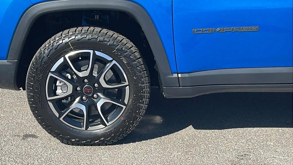new 2026 Jeep Compass car, priced at $37,980