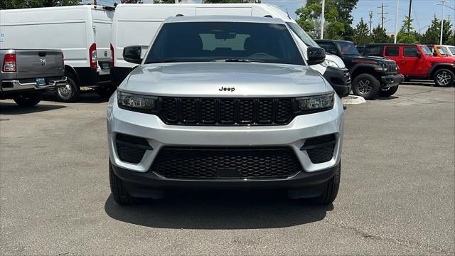 new 2025 Jeep Grand Cherokee car, priced at $40,018