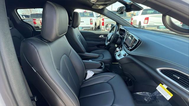 new 2025 Chrysler Pacifica car, priced at $41,200