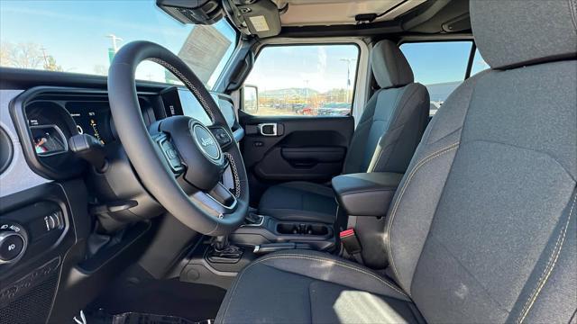 new 2025 Jeep Wrangler car, priced at $48,980