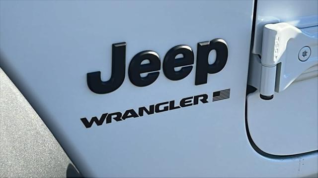 new 2025 Jeep Wrangler car, priced at $48,980