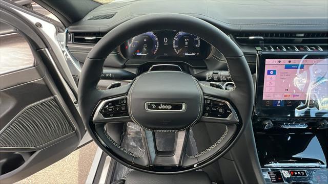 new 2025 Jeep Grand Cherokee car, priced at $62,200