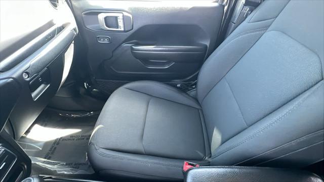 used 2021 Jeep Gladiator car, priced at $34,480