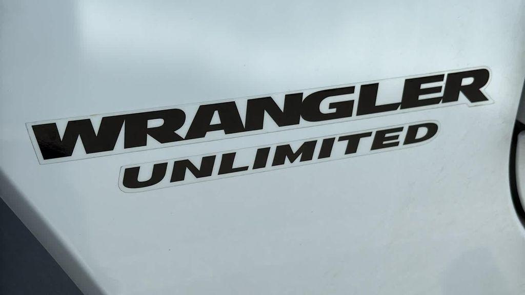 used 2014 Jeep Wrangler Unlimited car, priced at $20,980