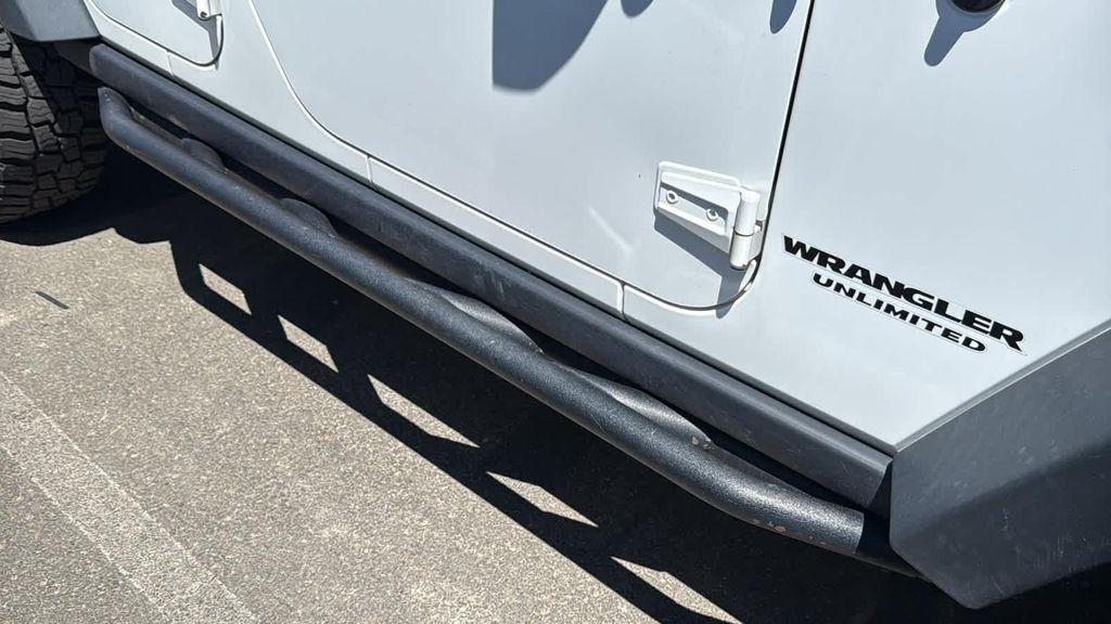 used 2014 Jeep Wrangler Unlimited car, priced at $20,980