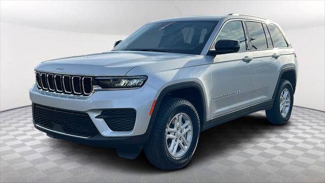 new 2025 Jeep Grand Cherokee car, priced at $35,000