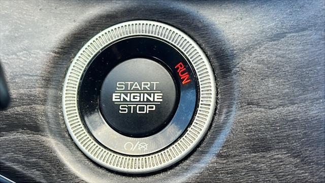 used 2022 Jeep Grand Cherokee car, priced at $38,480
