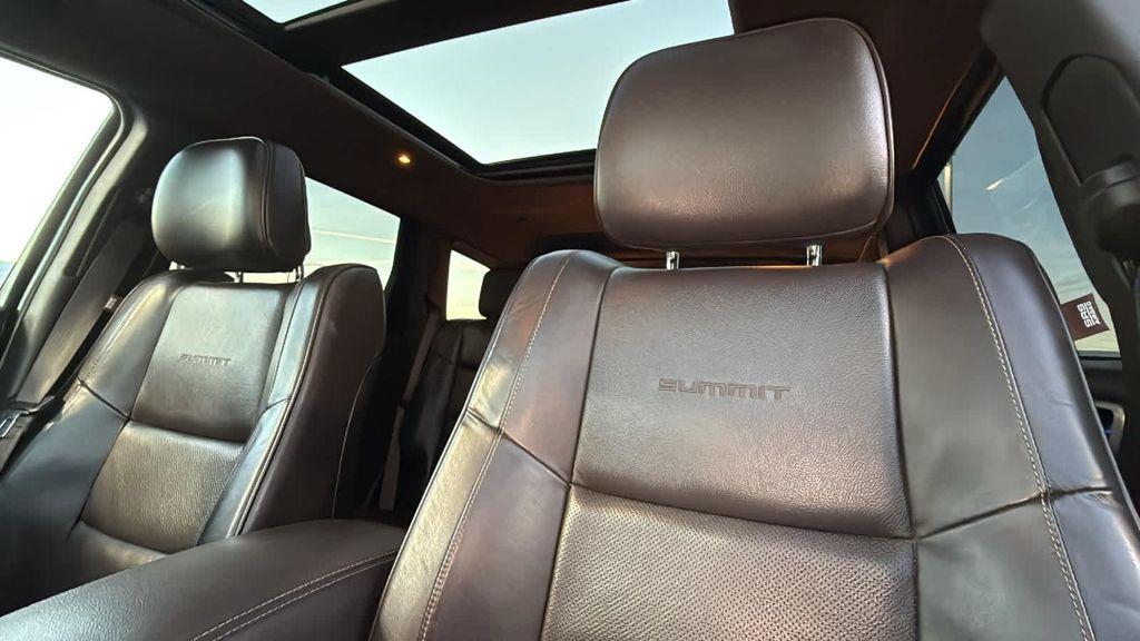 used 2019 Jeep Grand Cherokee car, priced at $23,980