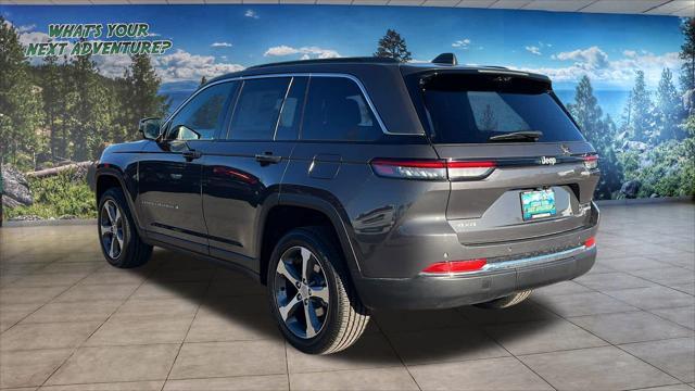 new 2025 Jeep Grand Cherokee car, priced at $52,500