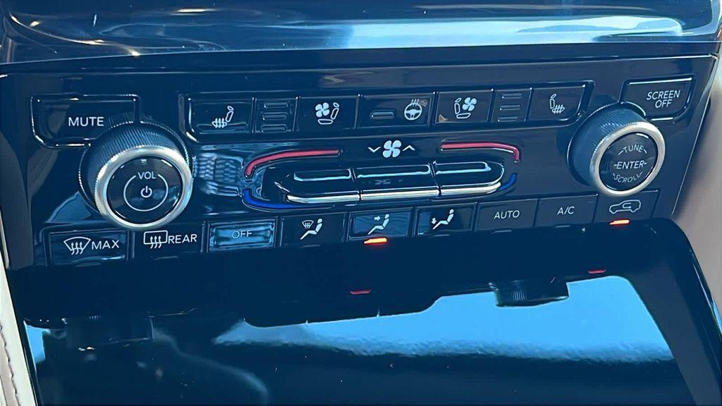 new 2025 Jeep Grand Cherokee car, priced at $61,277