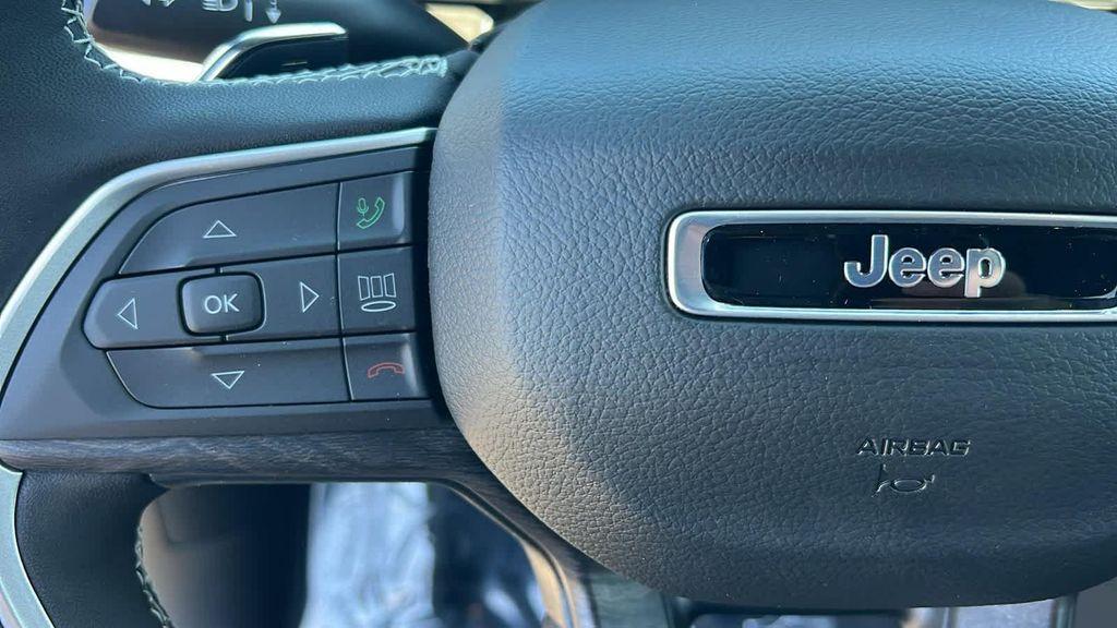 new 2025 Jeep Grand Cherokee L car, priced at $51,500