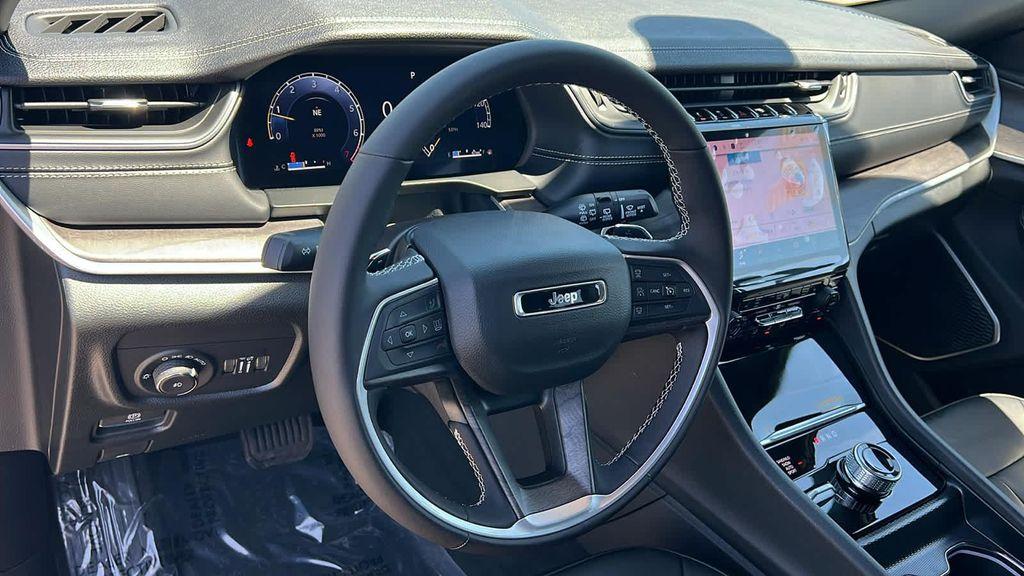 new 2025 Jeep Grand Cherokee L car, priced at $50,500