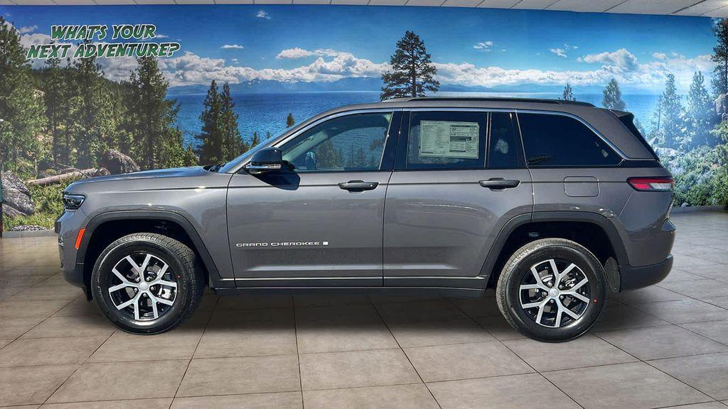 new 2025 Jeep Grand Cherokee car, priced at $44,164