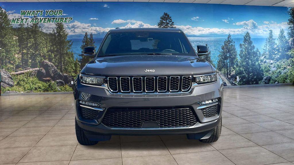 new 2025 Jeep Grand Cherokee car, priced at $44,164