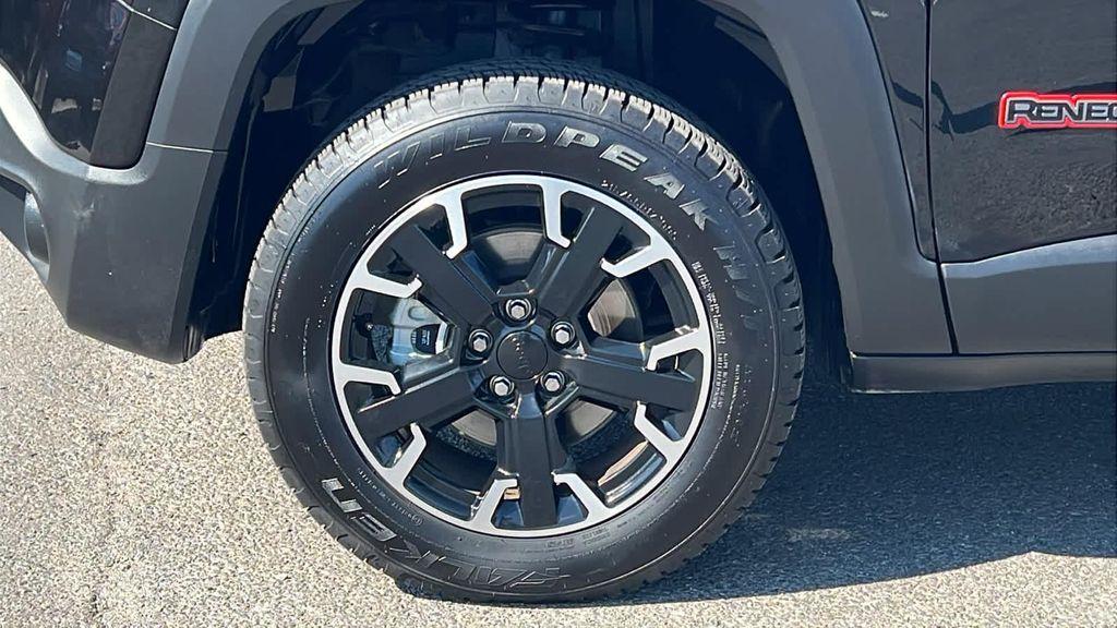 used 2023 Jeep Renegade car, priced at $27,980