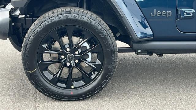 new 2025 Jeep Gladiator car, priced at $43,200