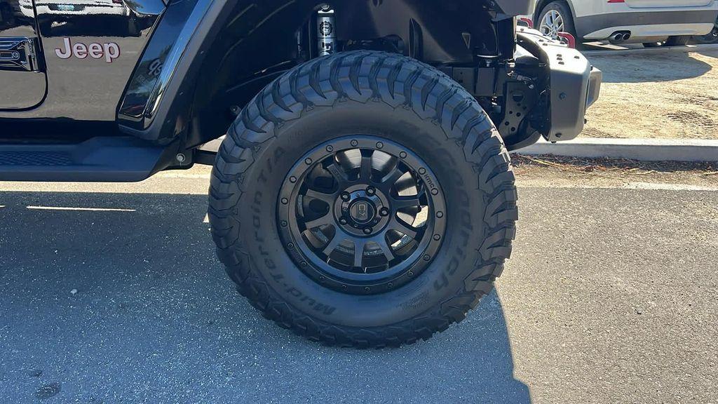 used 2020 Jeep Wrangler Unlimited car, priced at $42,480