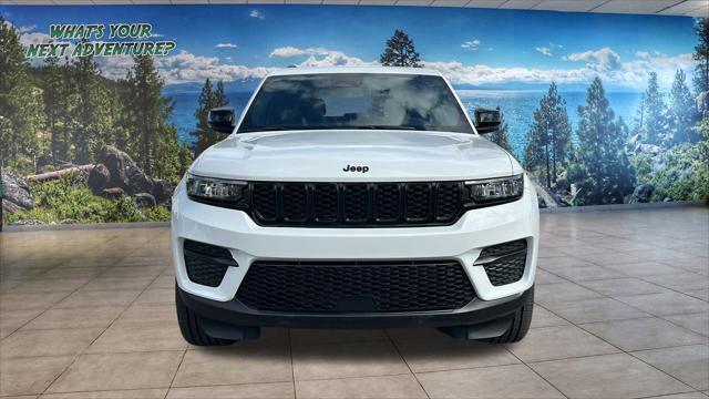 new 2025 Jeep Grand Cherokee car, priced at $40,800