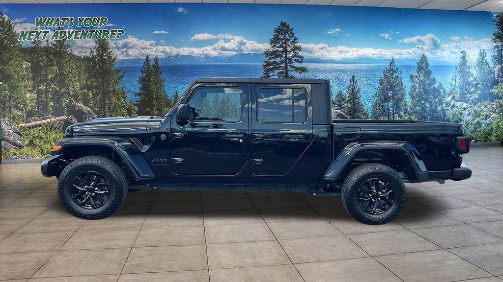 used 2022 Jeep Gladiator car, priced at $34,980