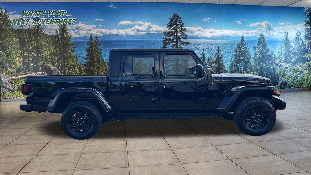 used 2022 Jeep Gladiator car, priced at $34,980
