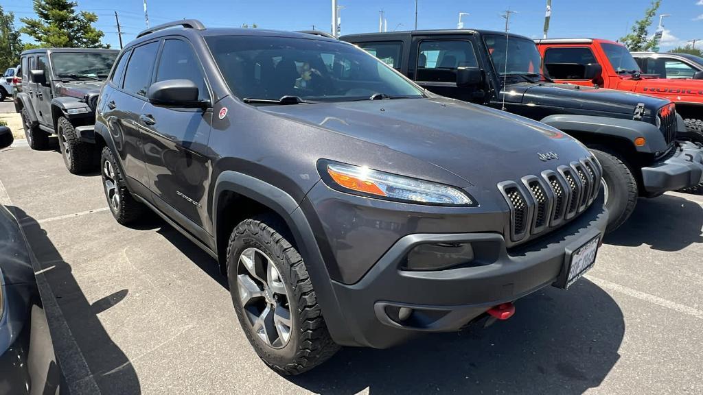 used 2018 Jeep Cherokee car, priced at $23,988
