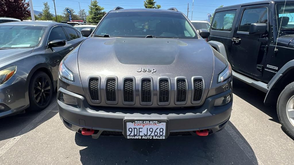used 2018 Jeep Cherokee car, priced at $23,988
