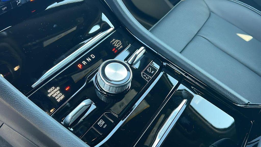 new 2025 Jeep Grand Cherokee L car, priced at $54,800
