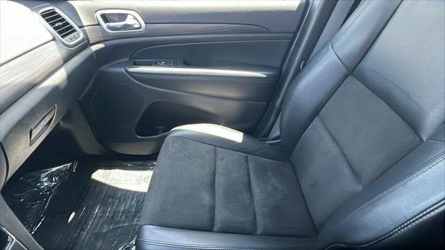 used 2021 Jeep Grand Cherokee car, priced at $28,980