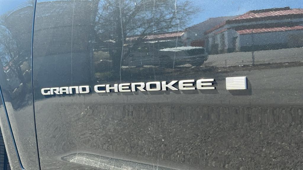 new 2024 Jeep Grand Cherokee L car, priced at $60,900