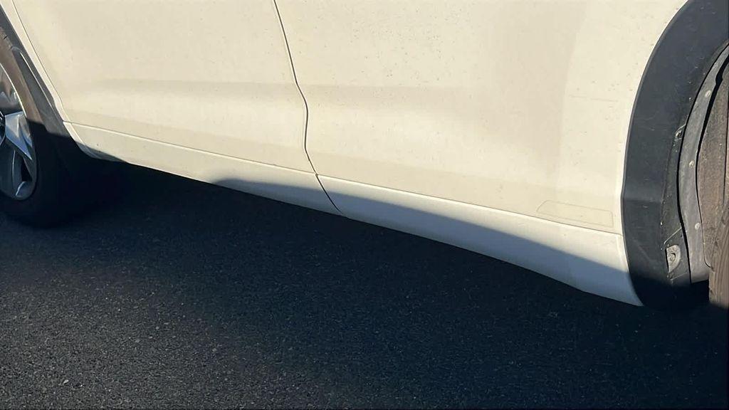 used 2019 Toyota Highlander car, priced at $27,980