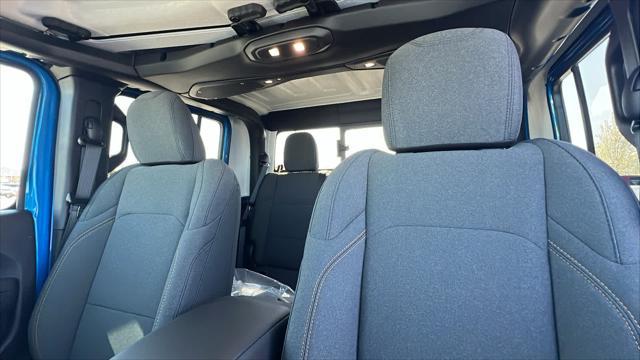 new 2025 Jeep Gladiator car, priced at $42,500