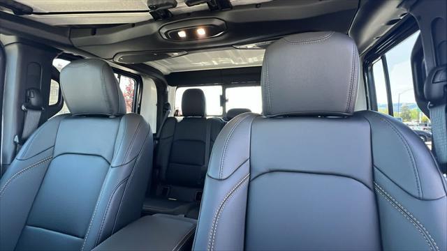 new 2025 Jeep Gladiator car, priced at $47,650