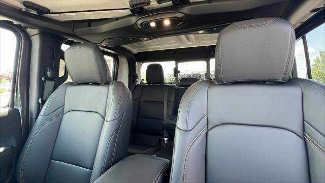 new 2025 Jeep Gladiator car, priced at $69,970