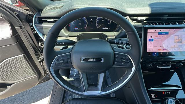 new 2025 Jeep Grand Cherokee car, priced at $51,000