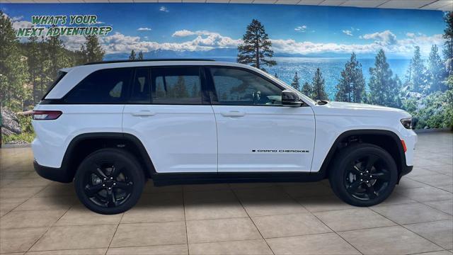 new 2025 Jeep Grand Cherokee car, priced at $40,800