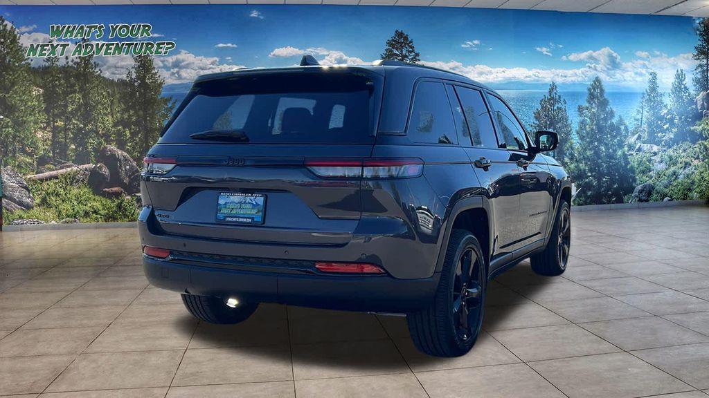 new 2025 Jeep Grand Cherokee car, priced at $42,650