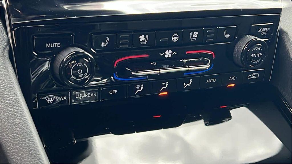 new 2025 Jeep Grand Cherokee L car, priced at $53,459