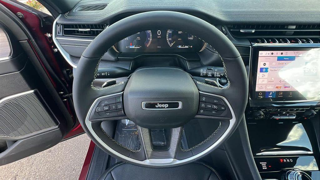 new 2025 Jeep Grand Cherokee car, priced at $56,180
