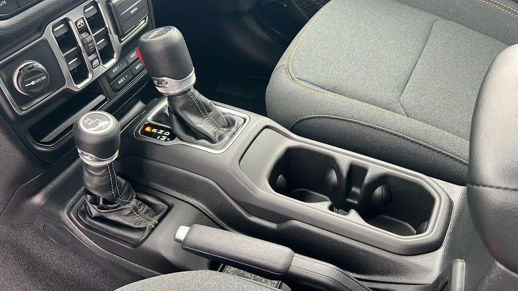 new 2025 Jeep Gladiator car, priced at $42,000