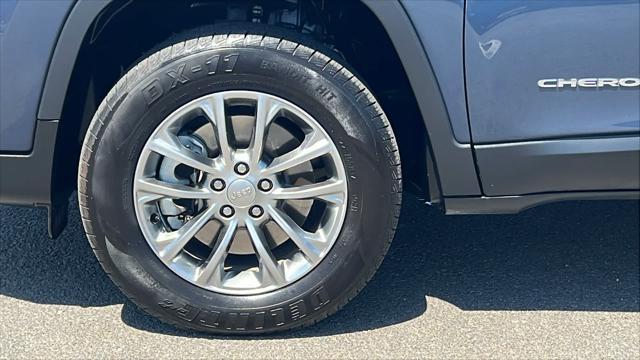used 2021 Jeep Cherokee car, priced at $21,980