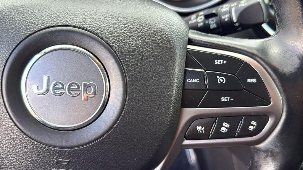 used 2021 Jeep Cherokee car, priced at $29,980