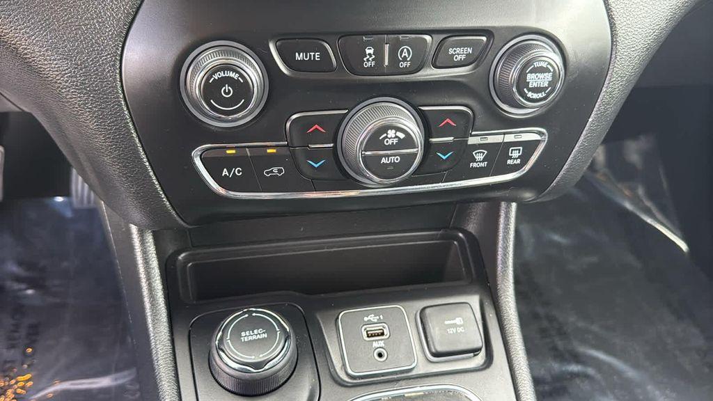 used 2021 Jeep Cherokee car, priced at $29,980