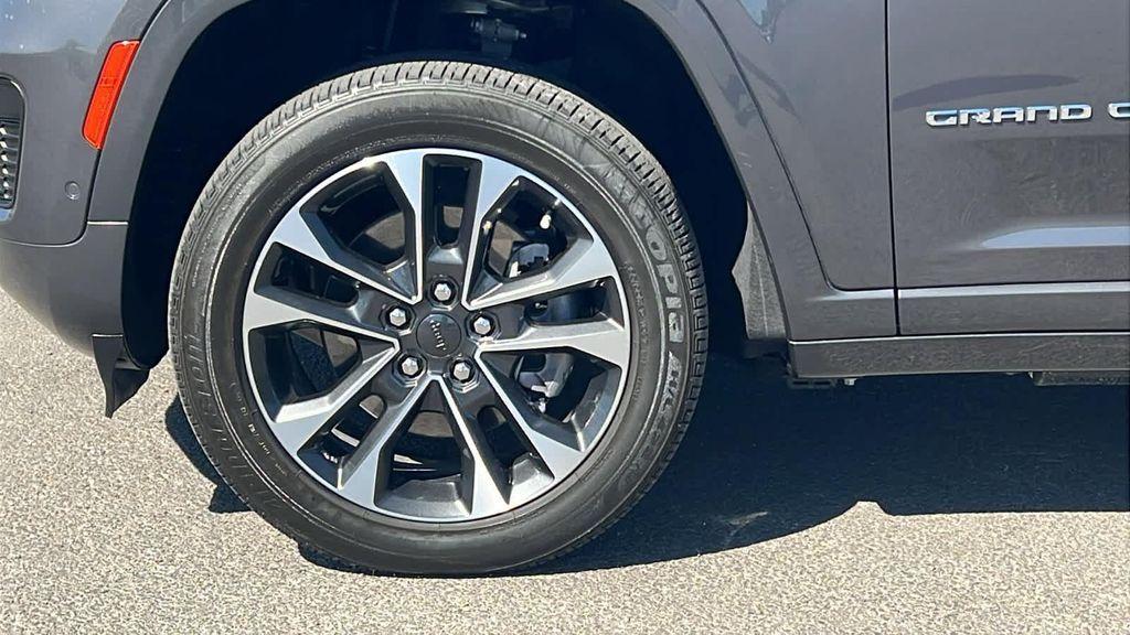 used 2023 Jeep Grand Cherokee 4xe car, priced at $35,980