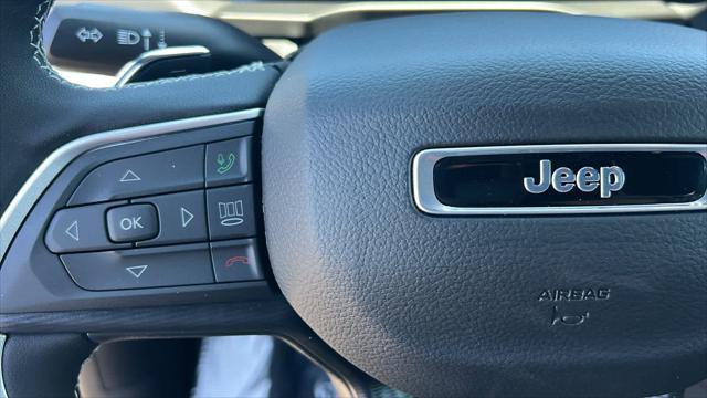 new 2025 Jeep Grand Cherokee L car, priced at $40,000