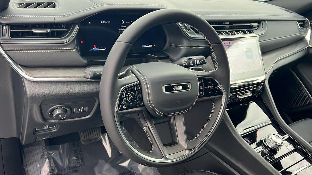 new 2025 Jeep Grand Cherokee L car, priced at $52,923