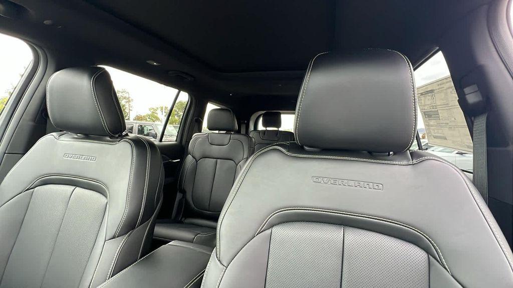 new 2025 Jeep Grand Cherokee L car, priced at $52,923